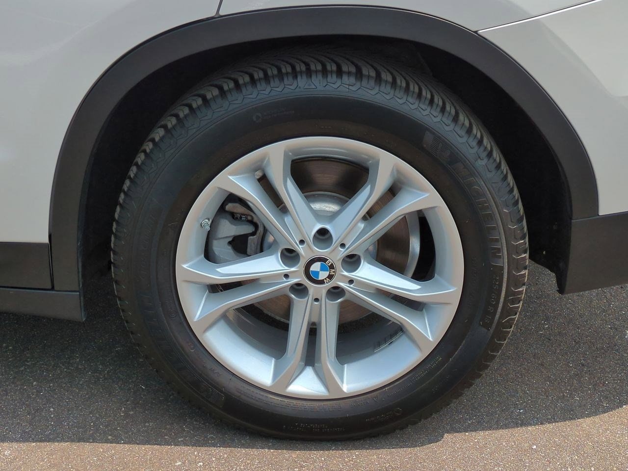 Thumbnail: 2019 BMW X3 - 13