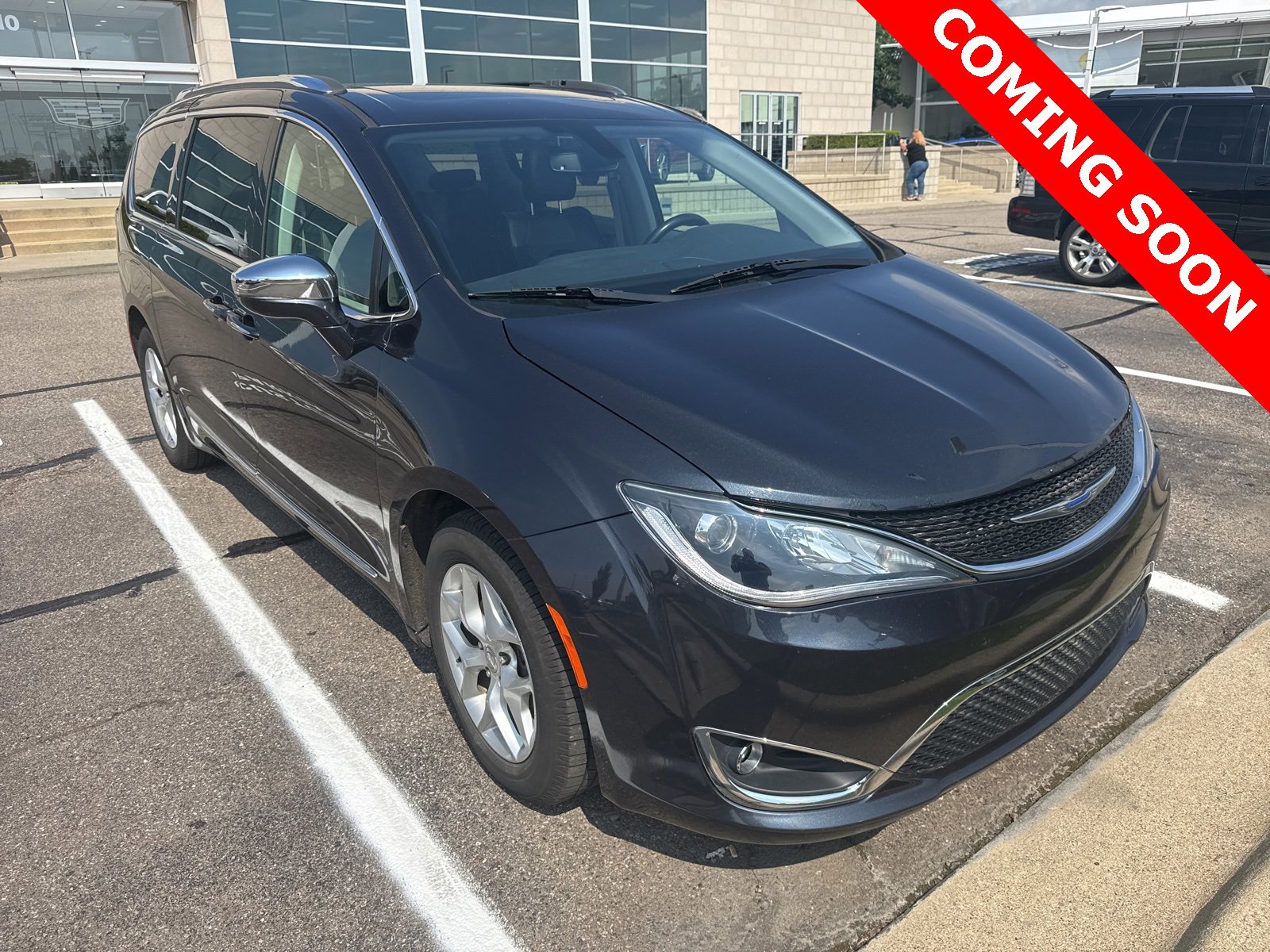 Thumbnail: 2019 Chrysler Pacifica - 14