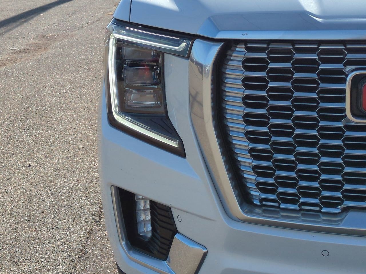 Thumbnail: 2021 GMC Yukon XL - 10