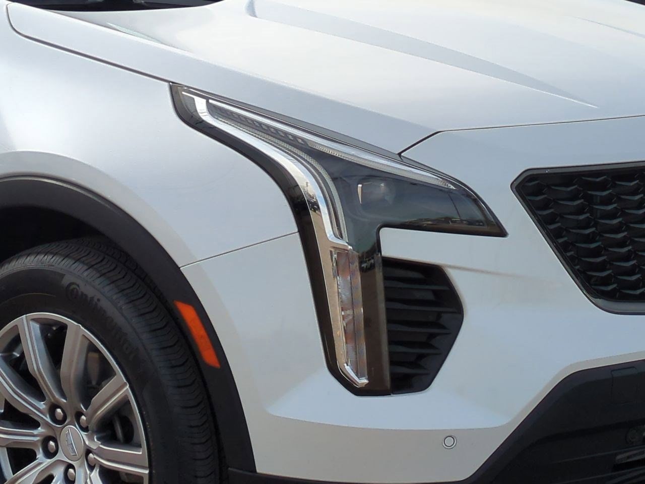 Thumbnail: 2021 Cadillac XT4 - 10
