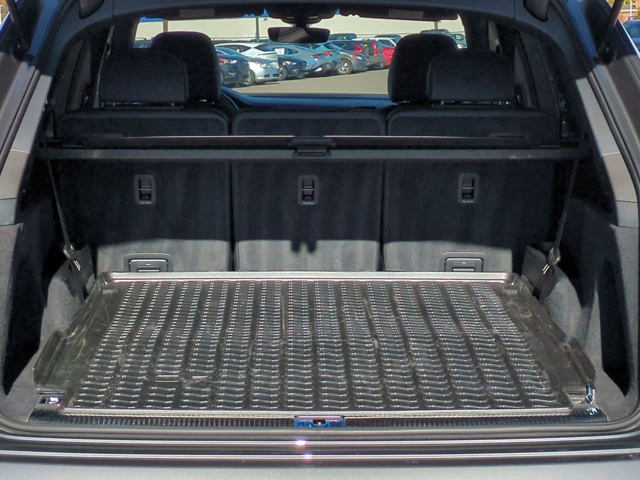 Thumbnail: 2025 Audi Q7 - 34