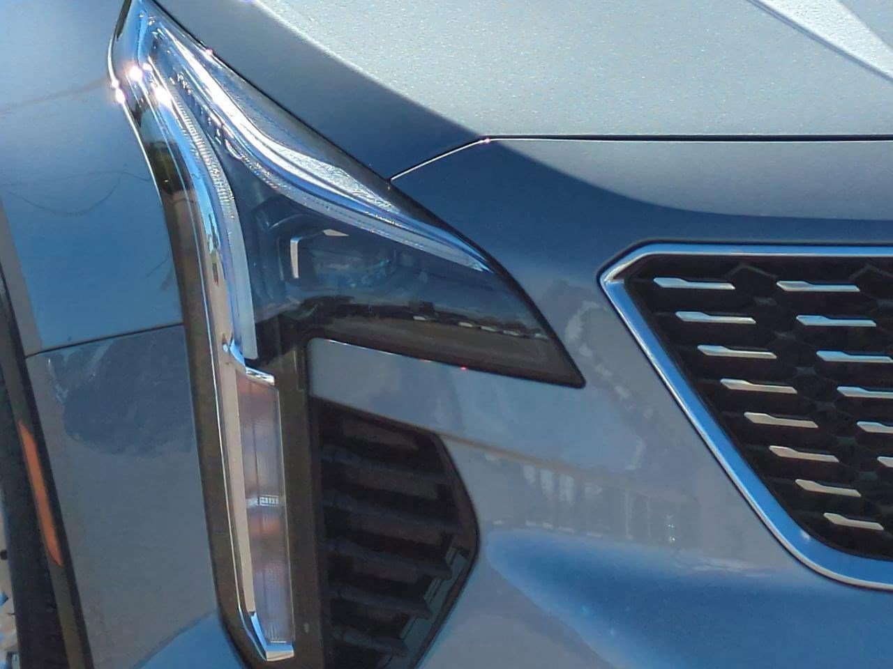 Thumbnail: 2023 Cadillac XT4 - 10