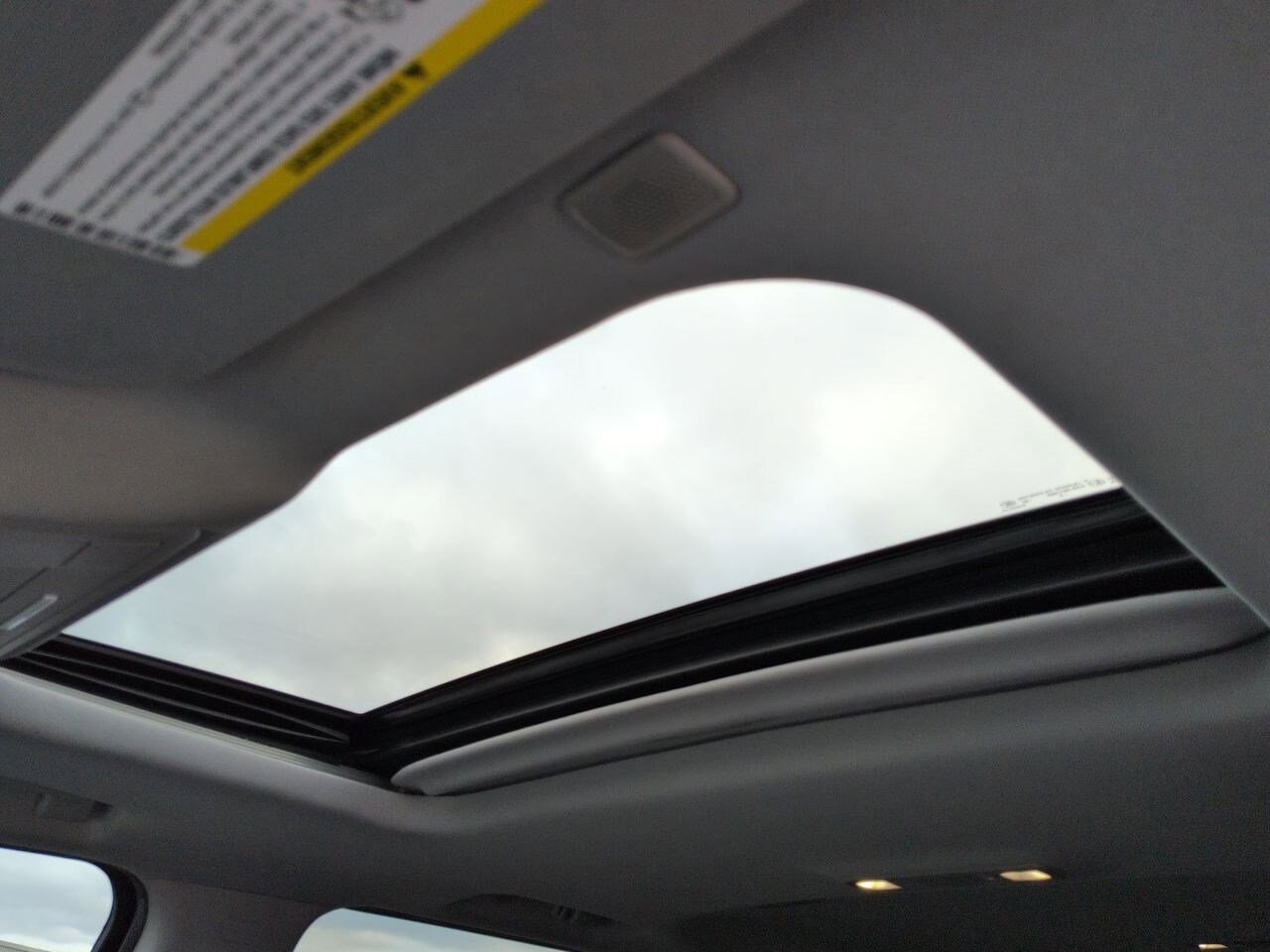 Thumbnail: 2019 GMC Yukon XL - 19