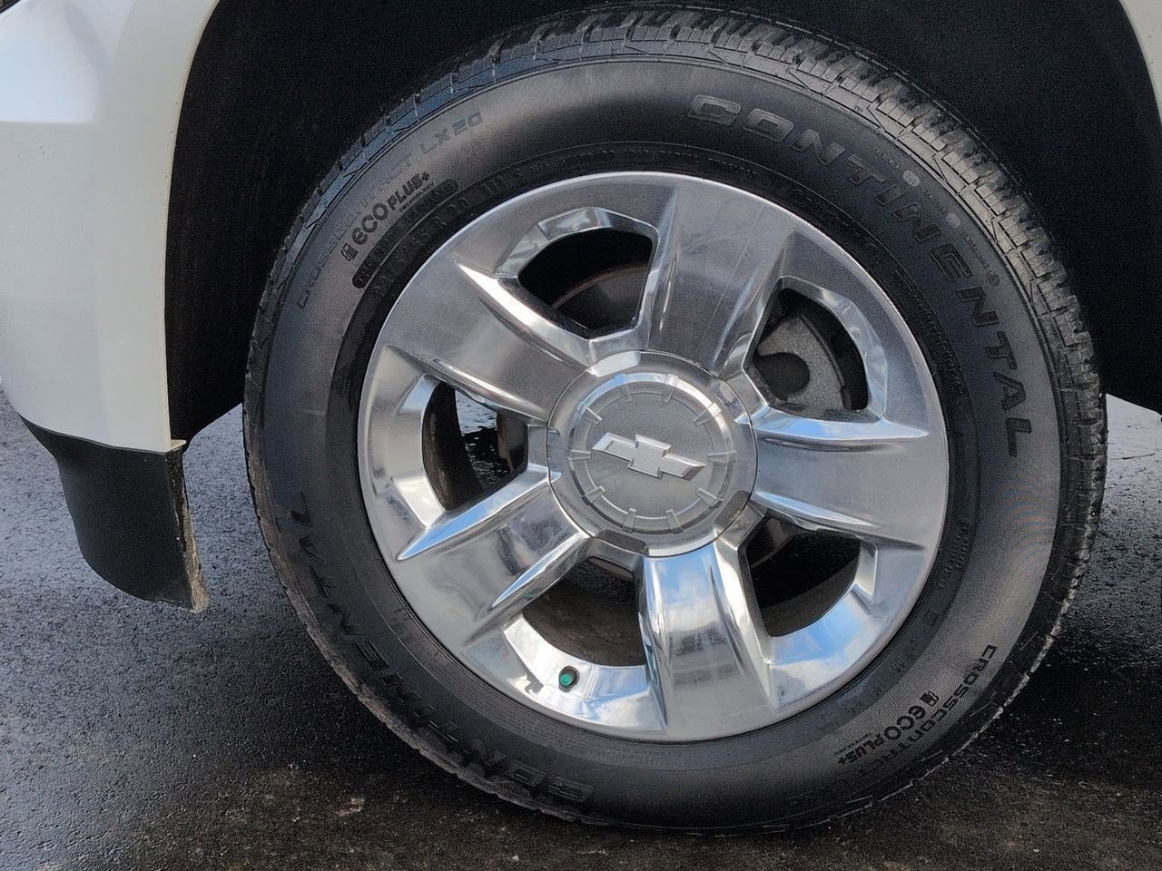 Thumbnail: 2019 Chevrolet Suburban - 13