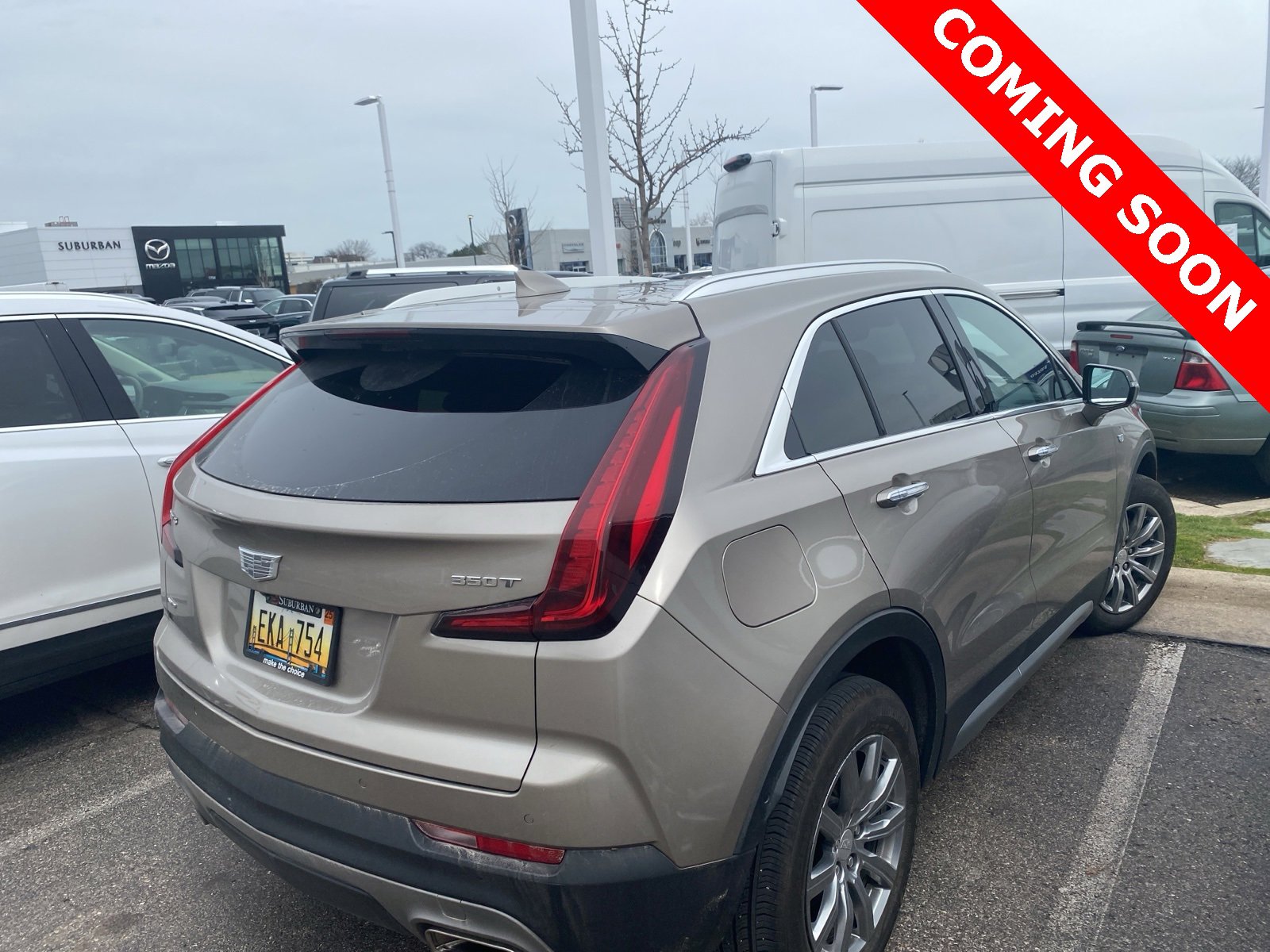 Thumbnail: 2022 Cadillac XT4 - 6