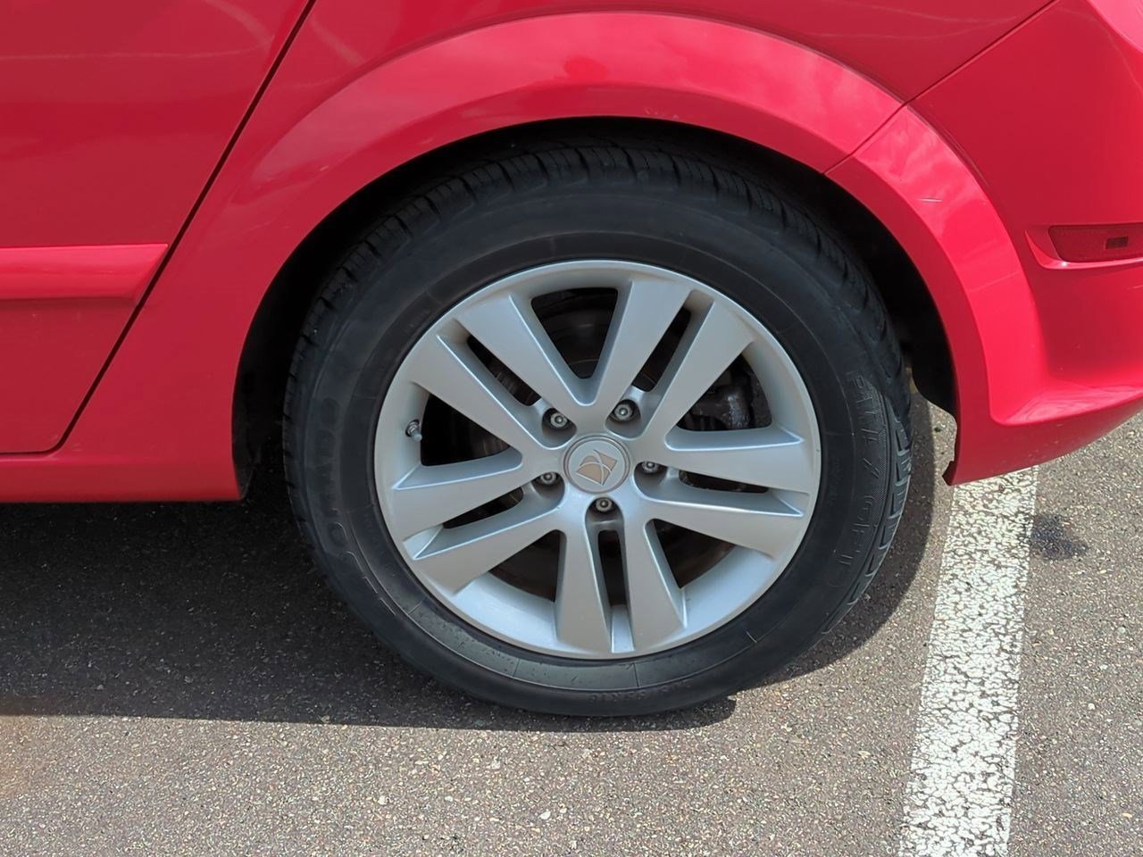 Thumbnail: 2008 Saturn Astra - 12
