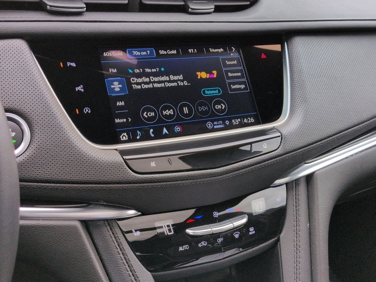 Thumbnail: 2023 Cadillac XT5 - 28