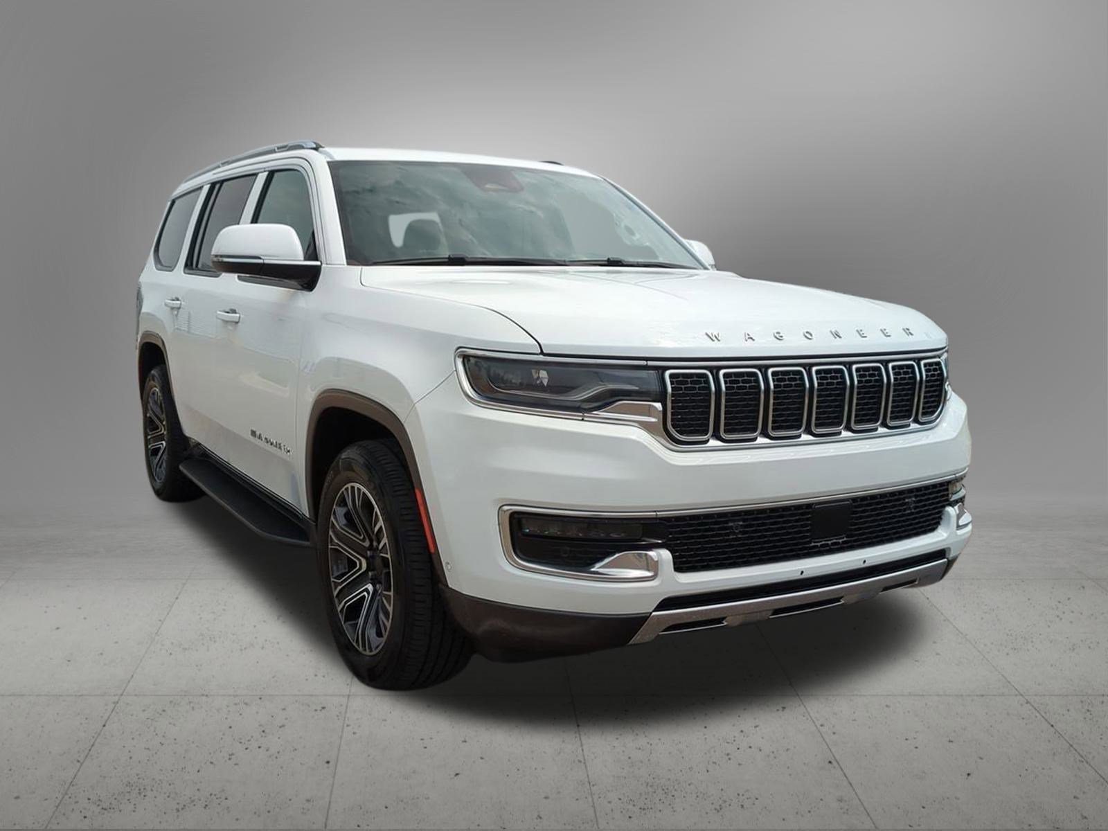 Thumbnail: 2022 Jeep Wagoneer - 8