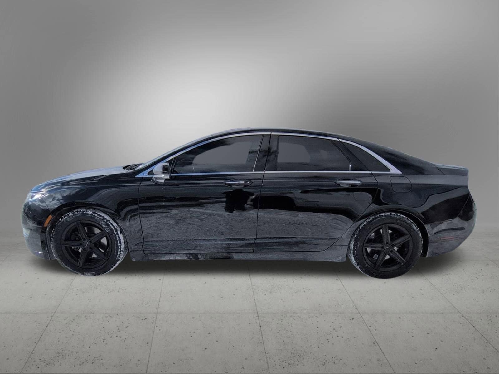 Thumbnail: 2016 Lincoln MKZ - 3