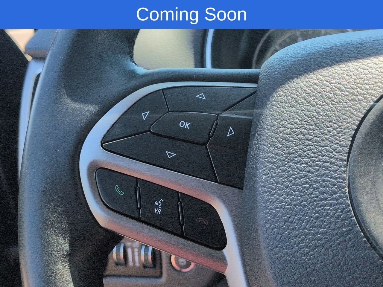 Thumbnail: 2019 Jeep Cherokee - 22