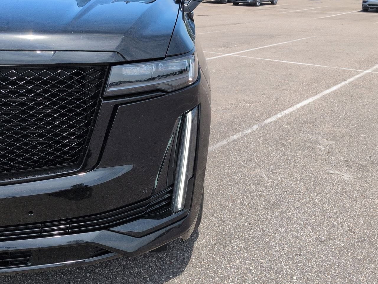 Thumbnail: 2023 Cadillac Escalade - 9