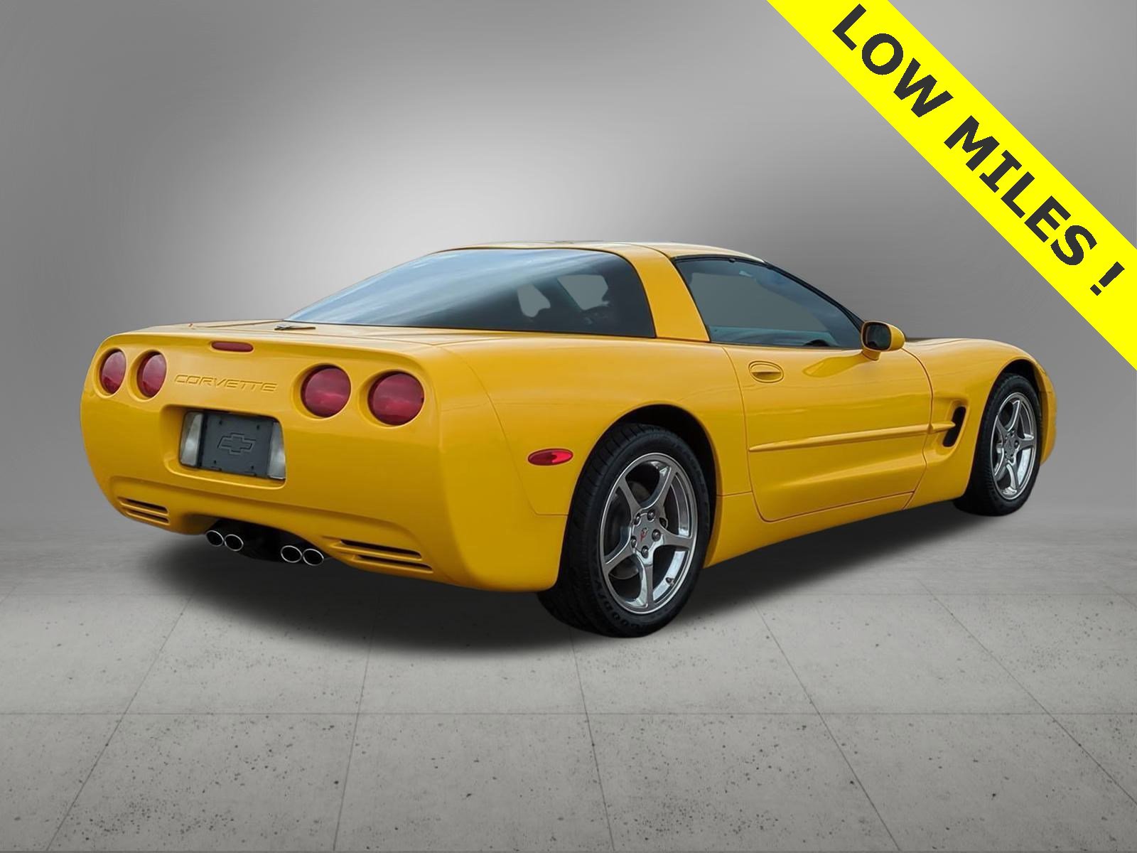 Thumbnail: 2004 Chevrolet Corvette - 6