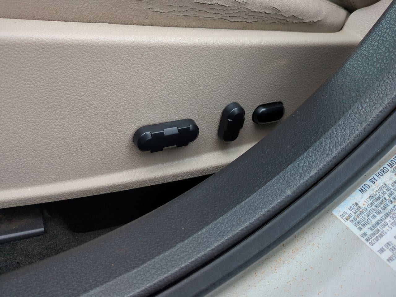 Thumbnail: 2008 Lincoln MKZ - 16