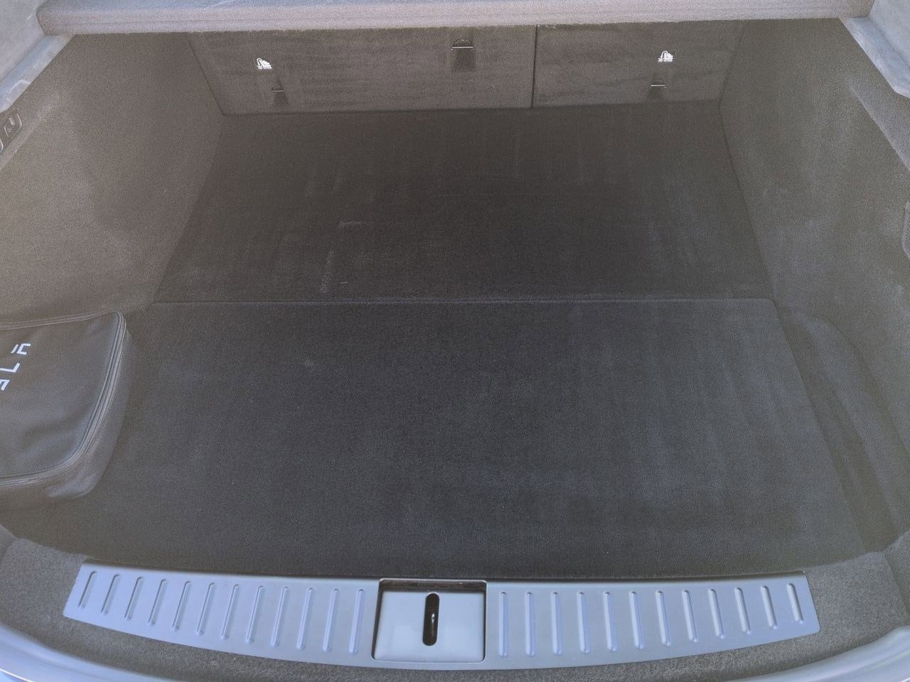 Thumbnail: 2022 Tesla Model S - 28