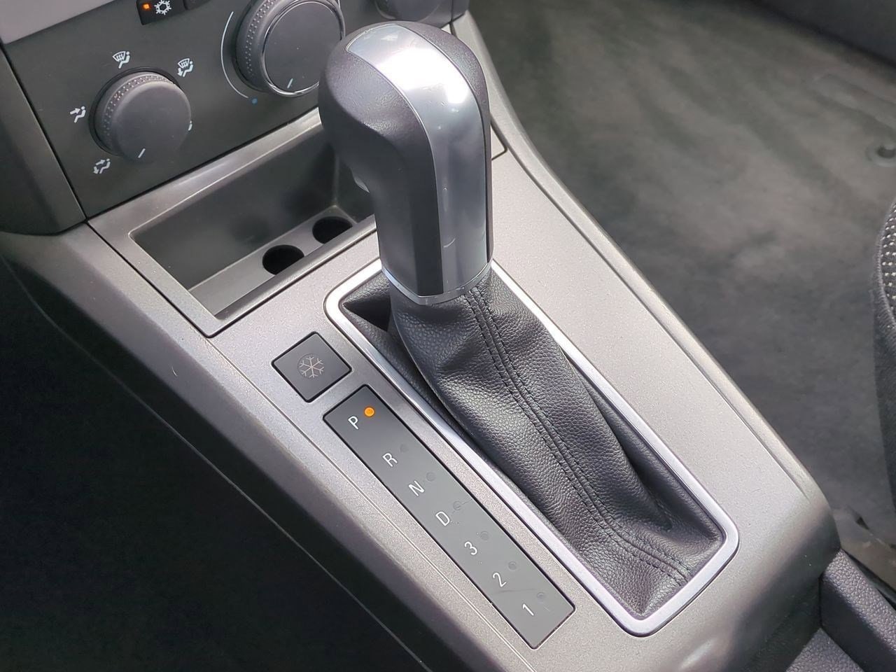 Thumbnail: 2008 Saturn Astra - 27