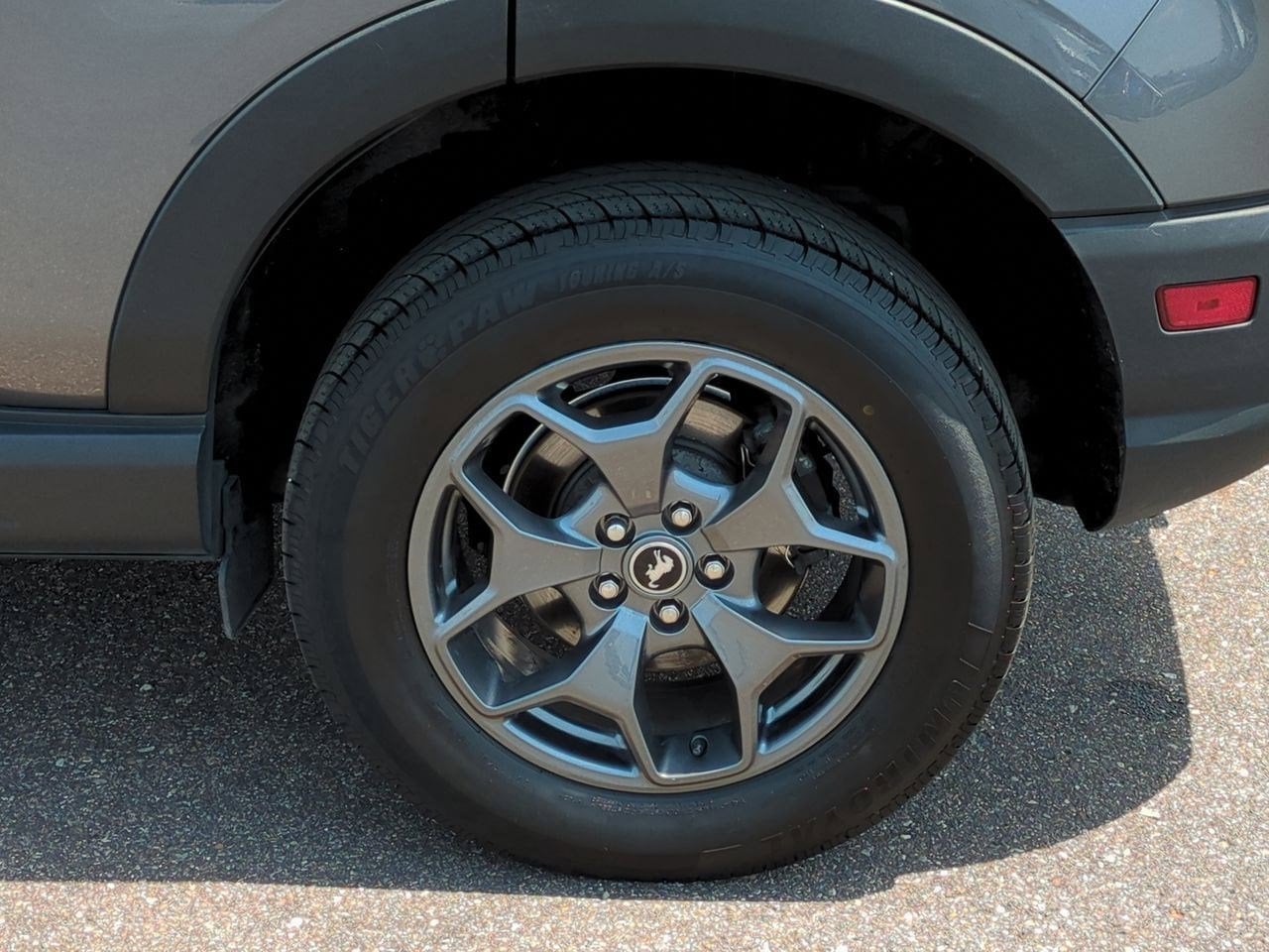 Thumbnail: 2021 Ford Bronco Sport - 13