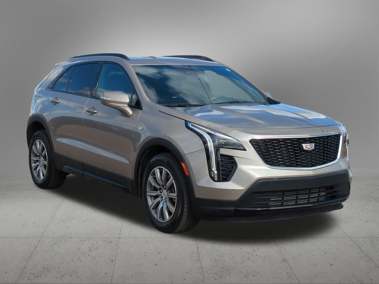 Thumbnail: 2023 Cadillac XT4 - 8
