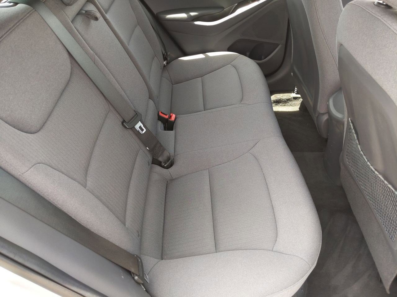 Thumbnail: 2020 Hyundai Ioniq - 21