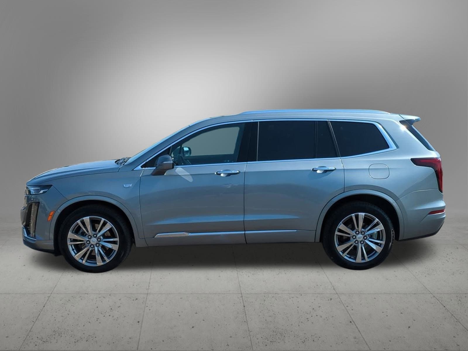 Thumbnail: 2024 Cadillac XT6 - 3