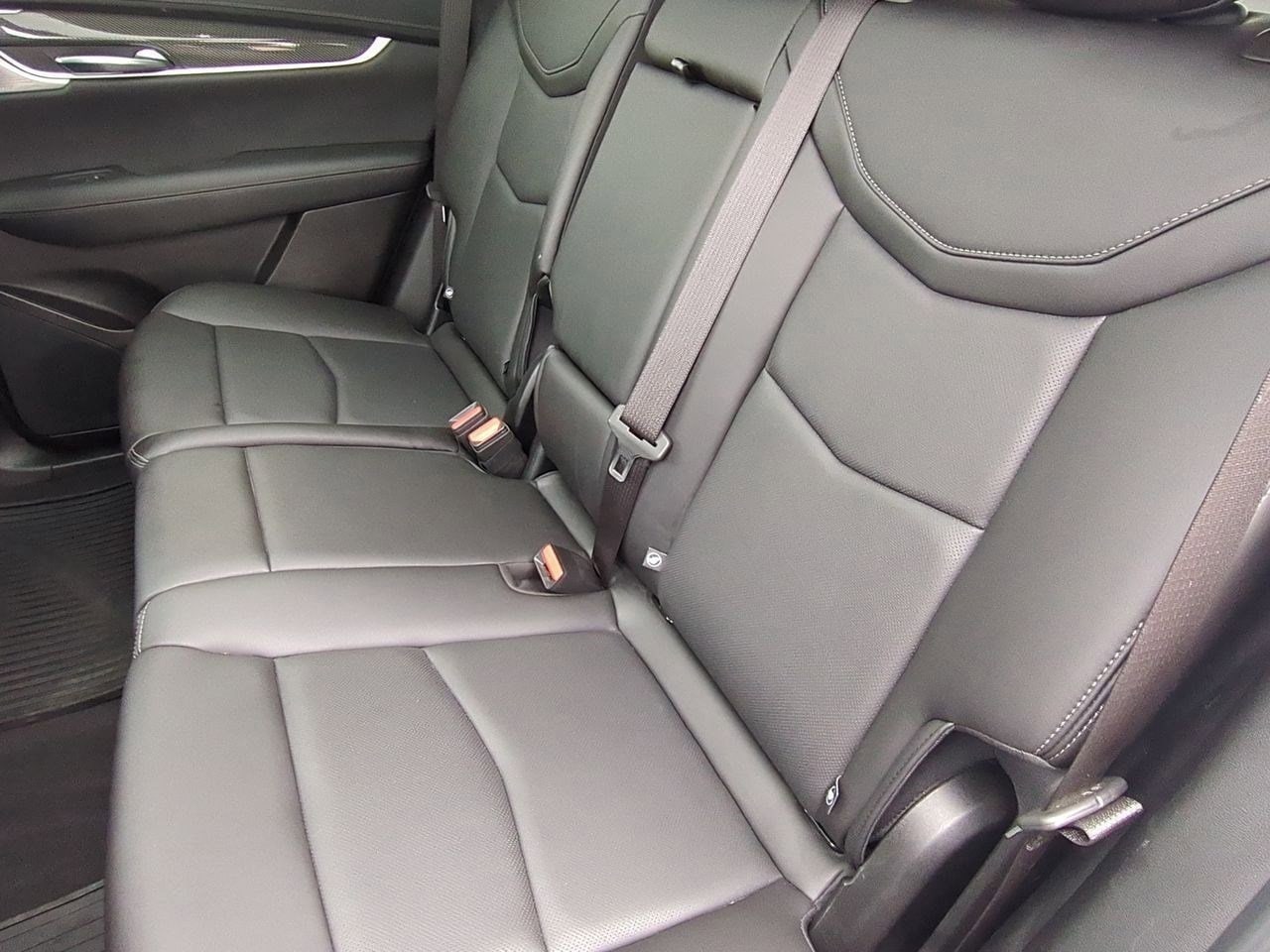 Thumbnail: 2023 Cadillac XT5 - 19