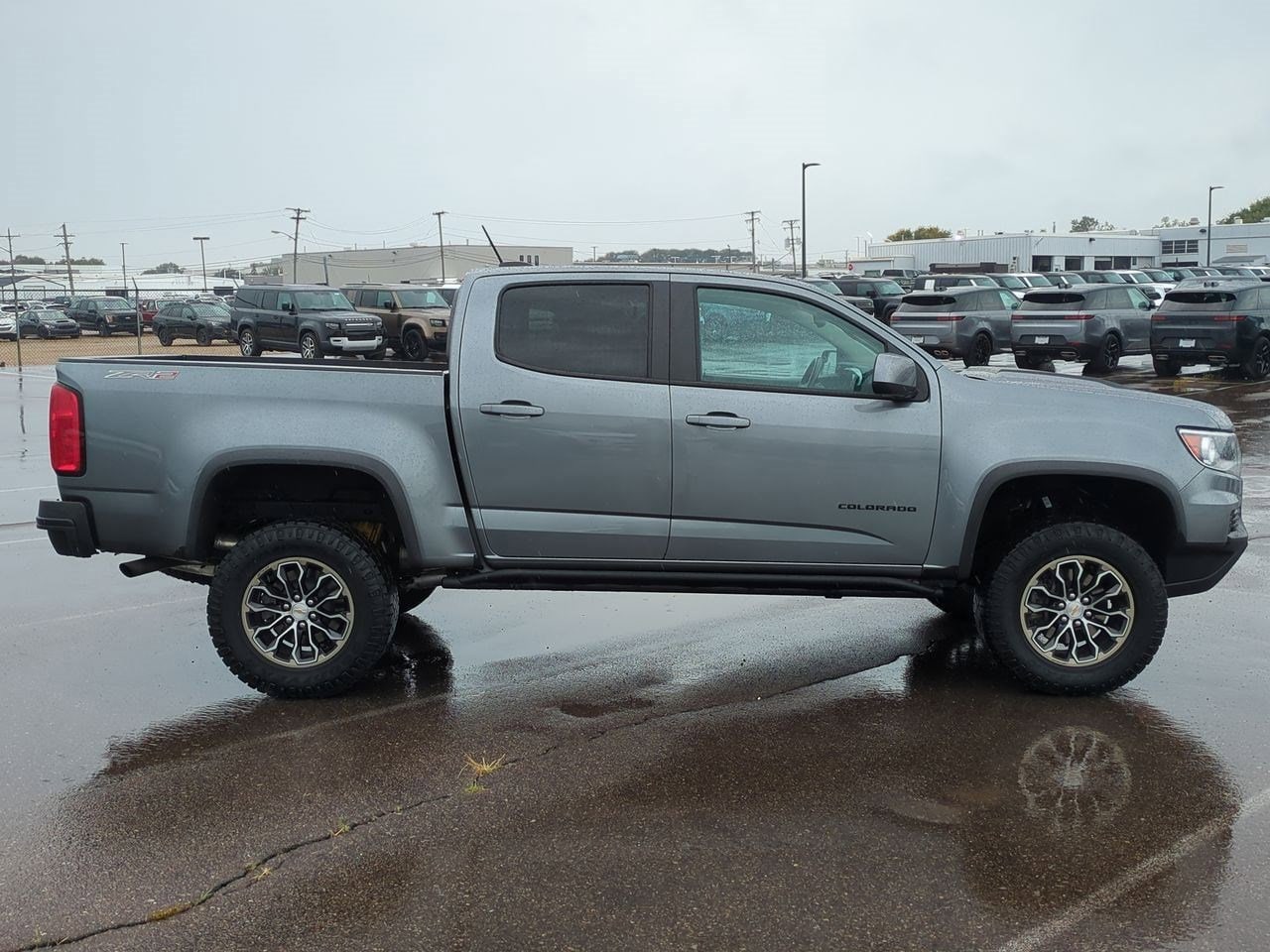Thumbnail: 2022 Chevrolet Colorado - 7