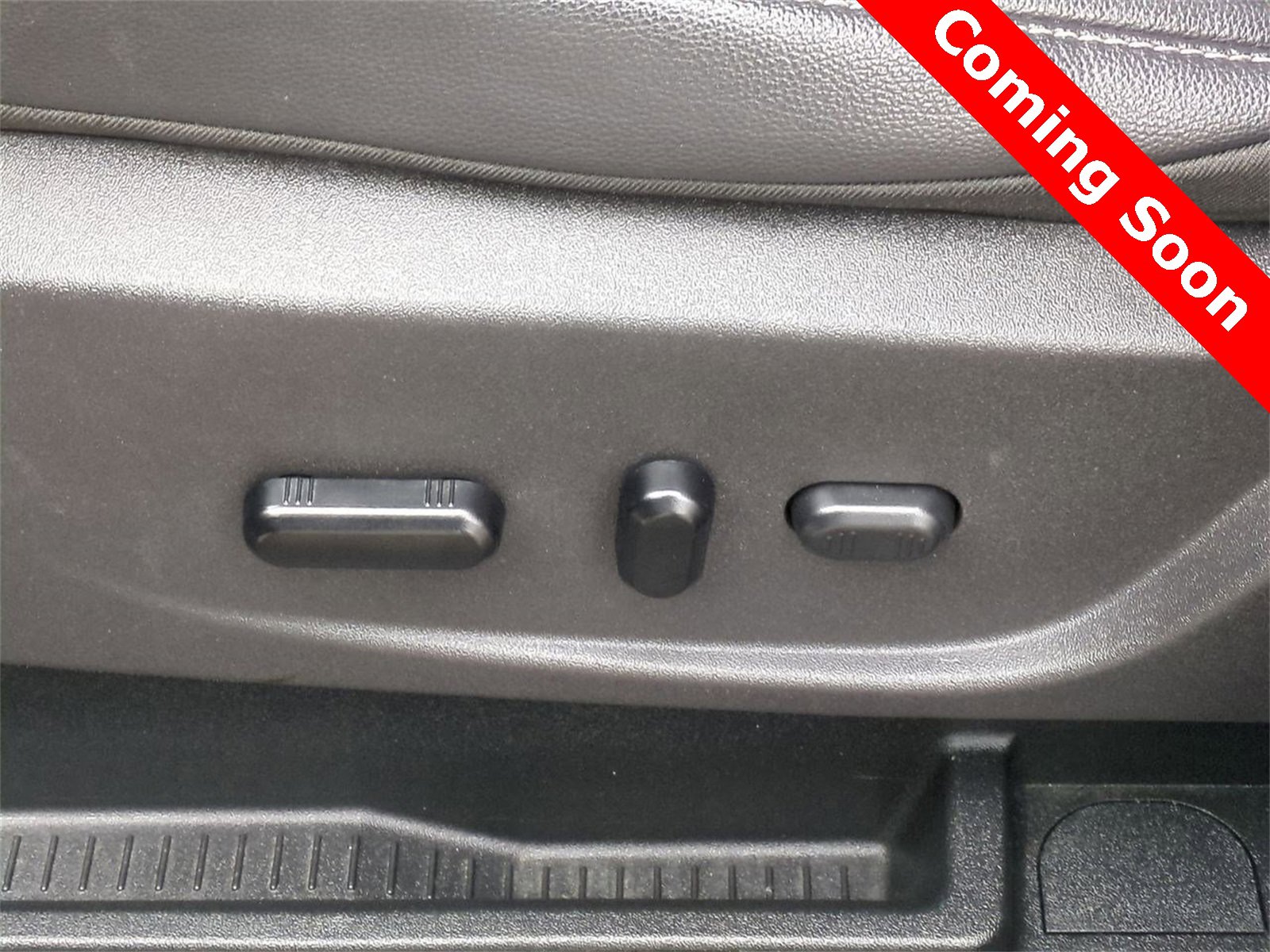 Thumbnail: 2019 Ford Escape - 16