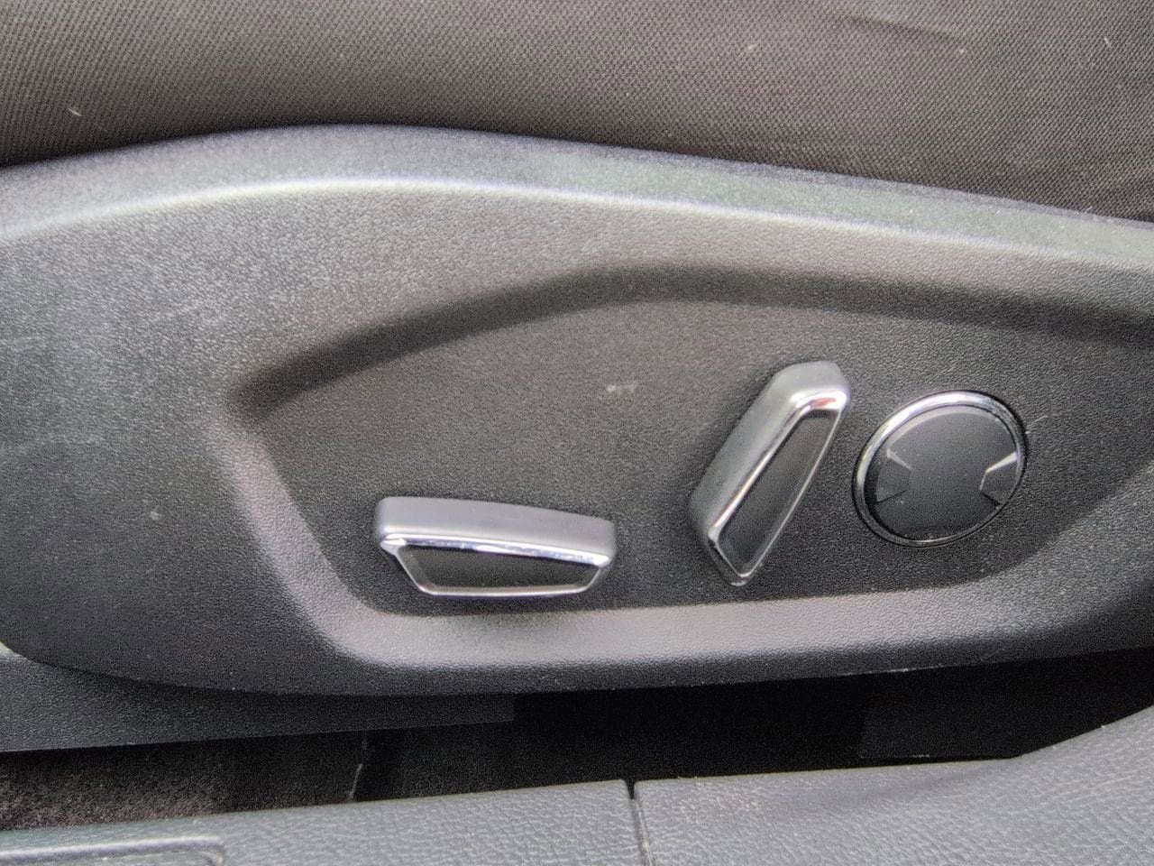 Thumbnail: 2018 Ford Fusion - 17