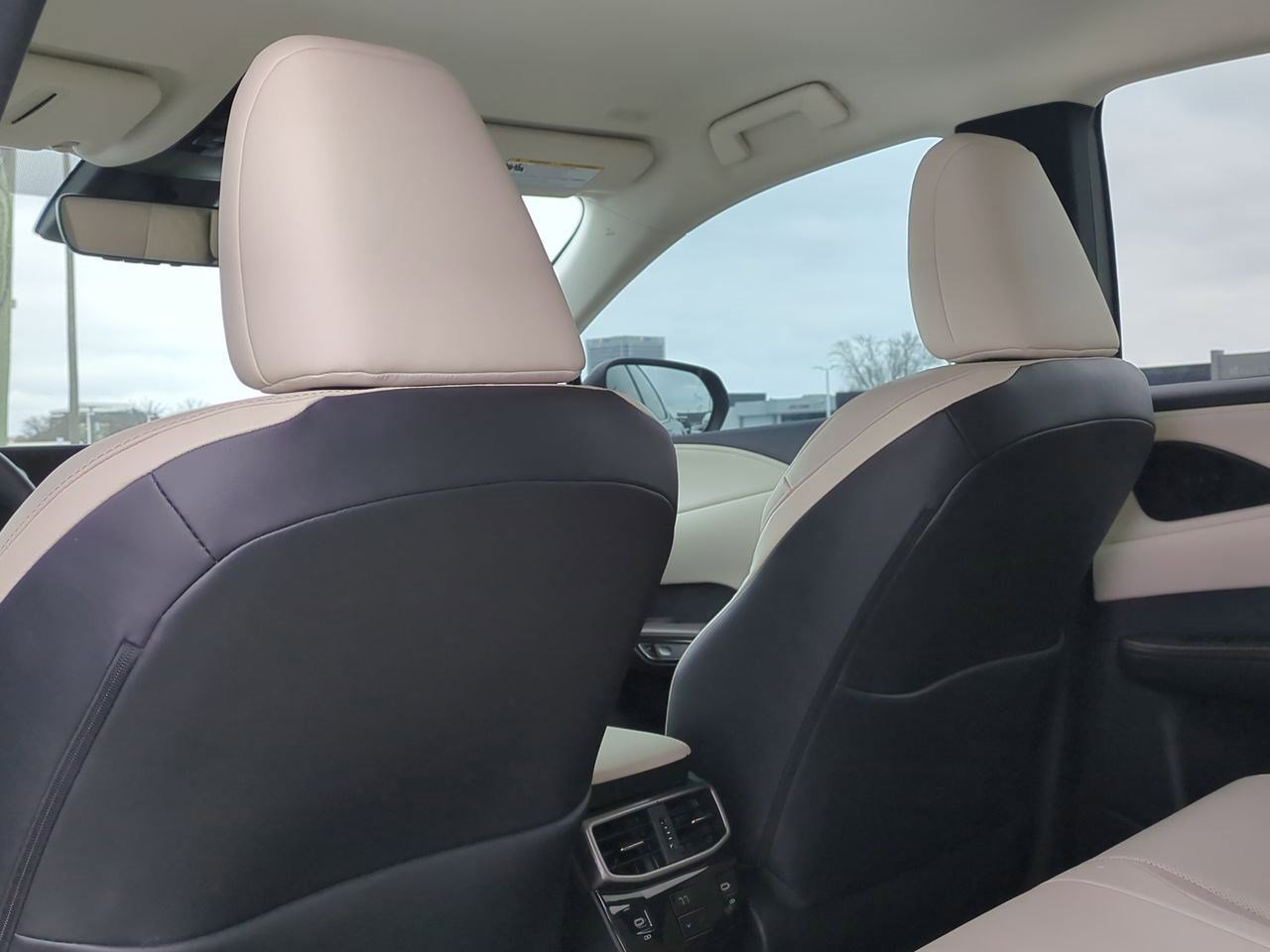 Thumbnail: 2023 Lexus RX - 17