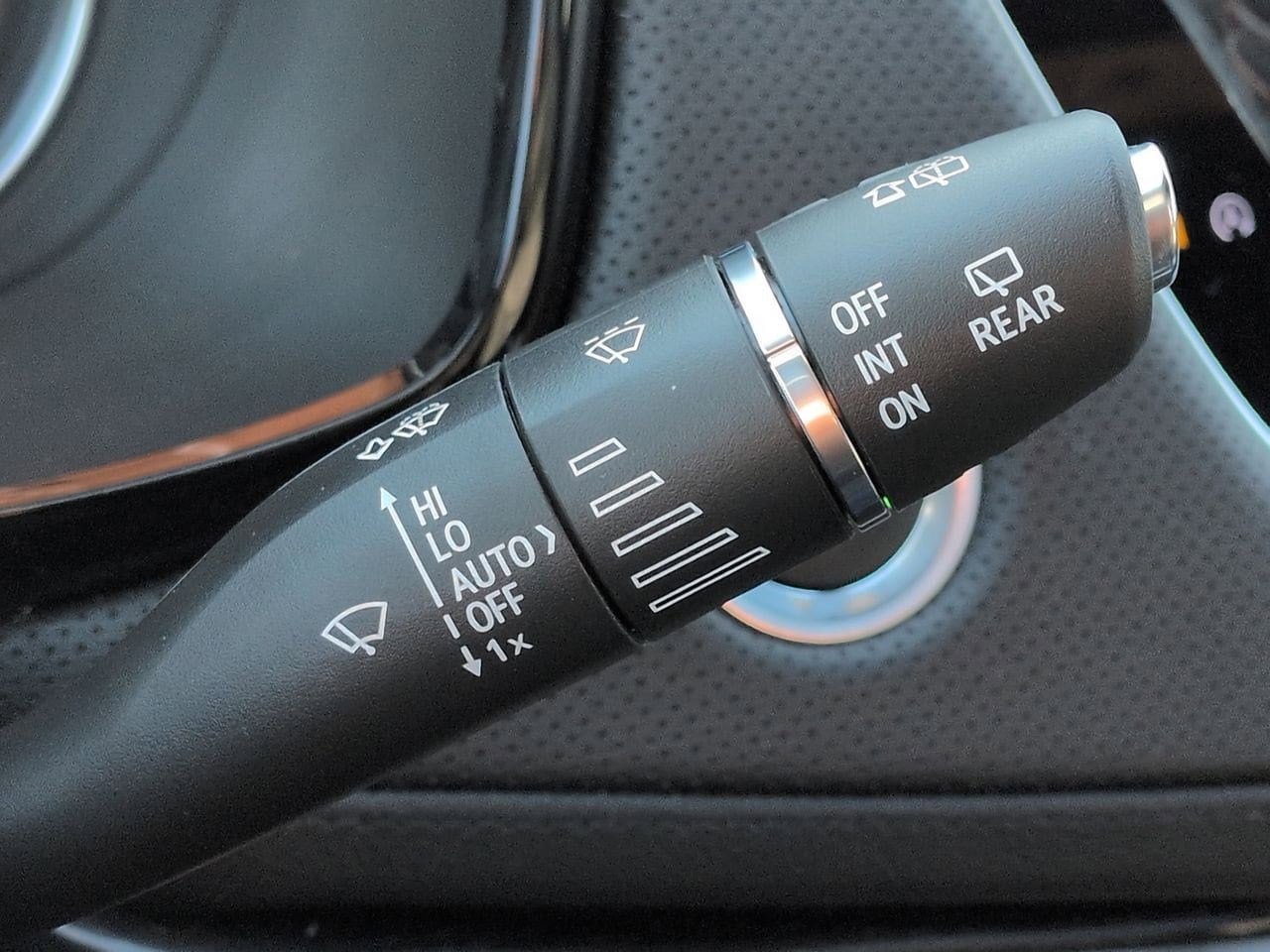 Thumbnail: 2023 Cadillac XT5 - 27