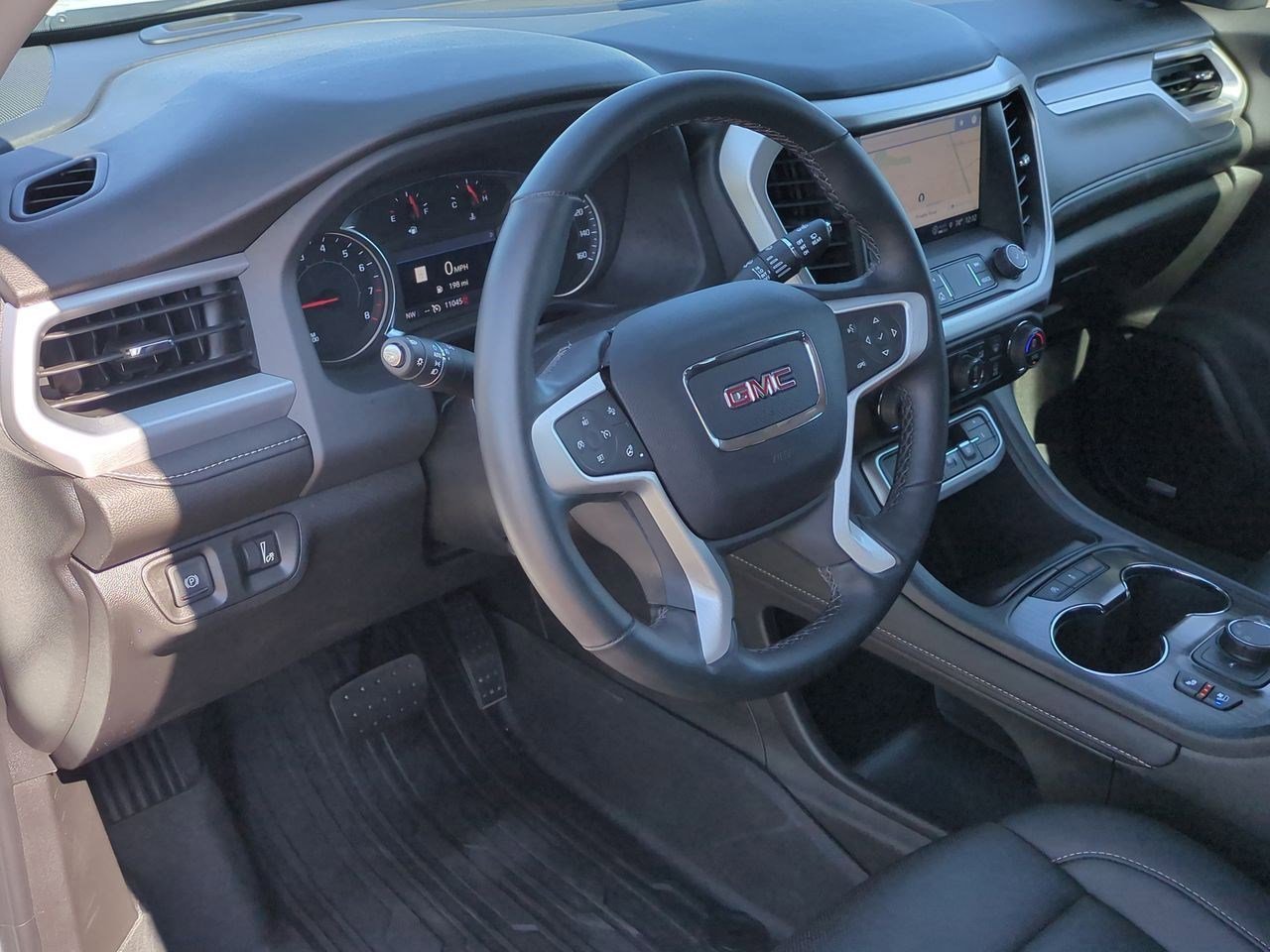 Thumbnail: 2023 GMC Acadia - 2