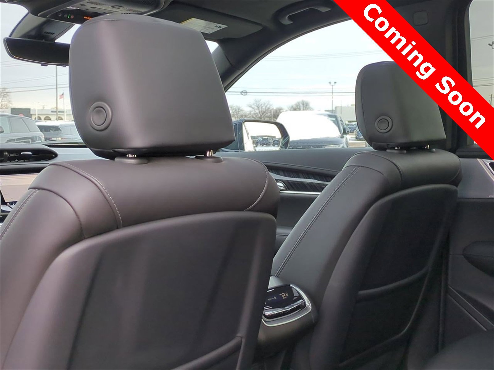 Thumbnail: 2024 Cadillac XT6 - 18