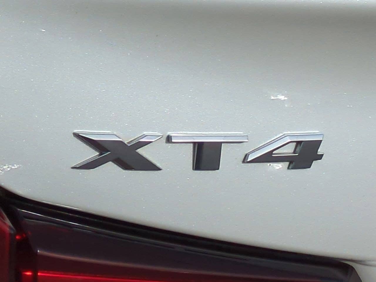 Thumbnail: 2021 Cadillac XT4 - 12