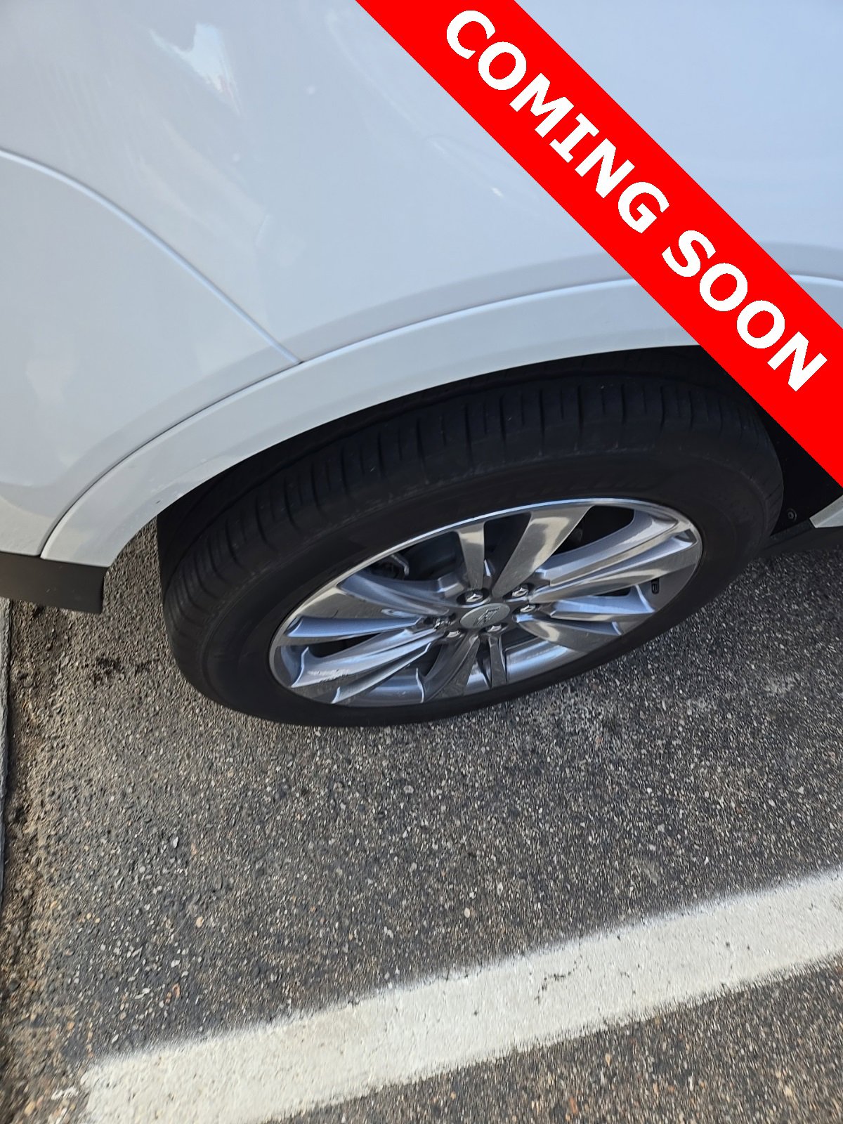 Thumbnail: 2024 Cadillac XT5 - 5