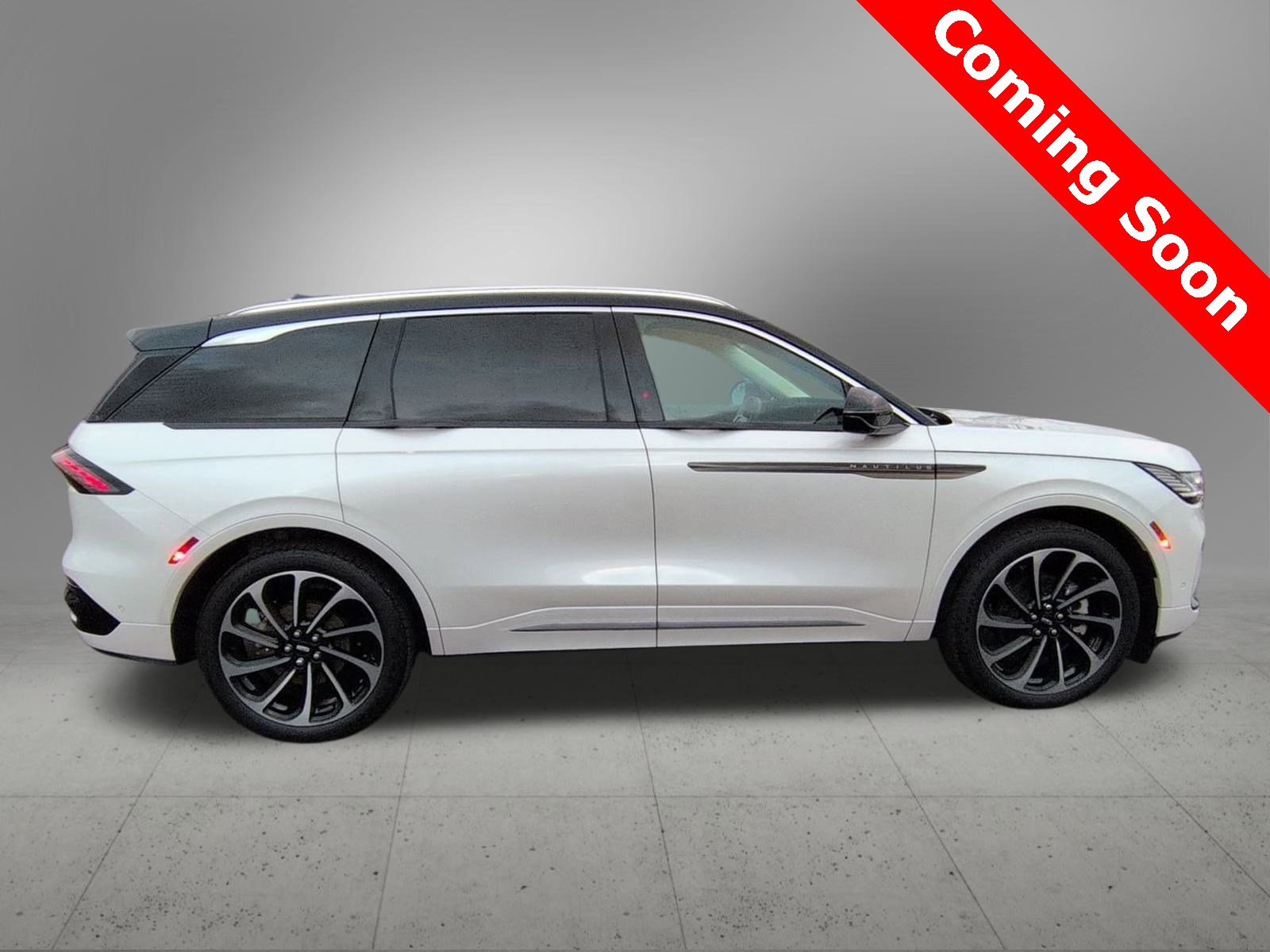 Thumbnail: 2024 Lincoln Nautilus - 7