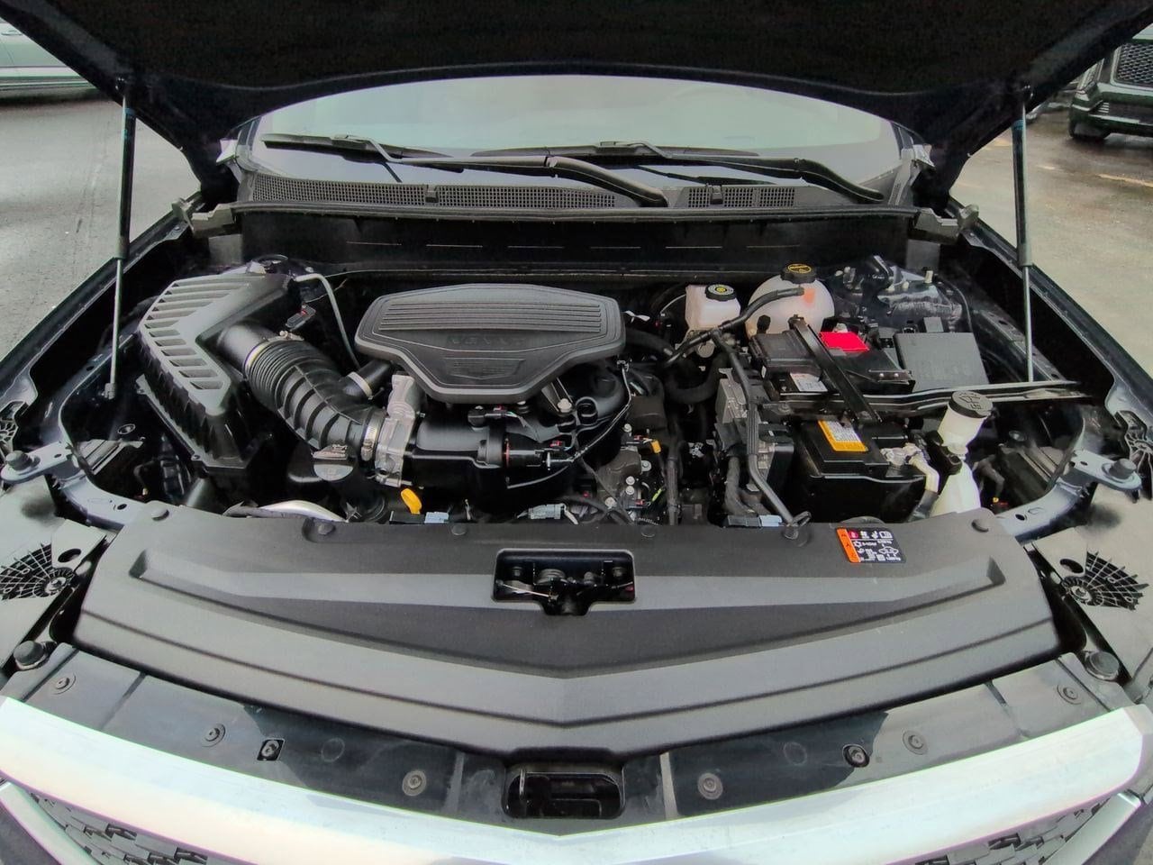 Thumbnail: 2025 Cadillac XT6 - 14