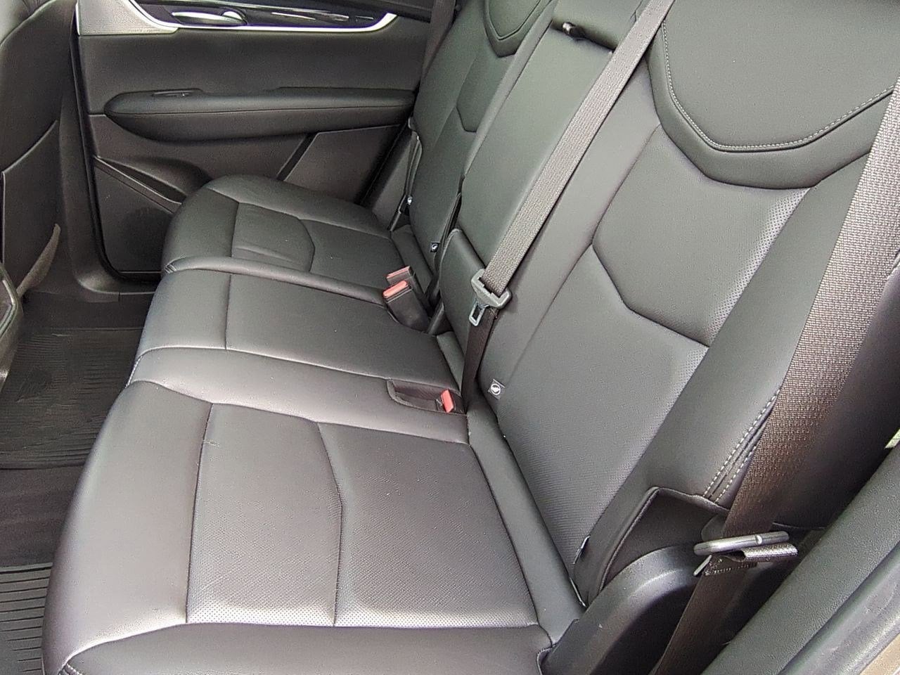 Thumbnail: 2023 Cadillac XT5 - 20