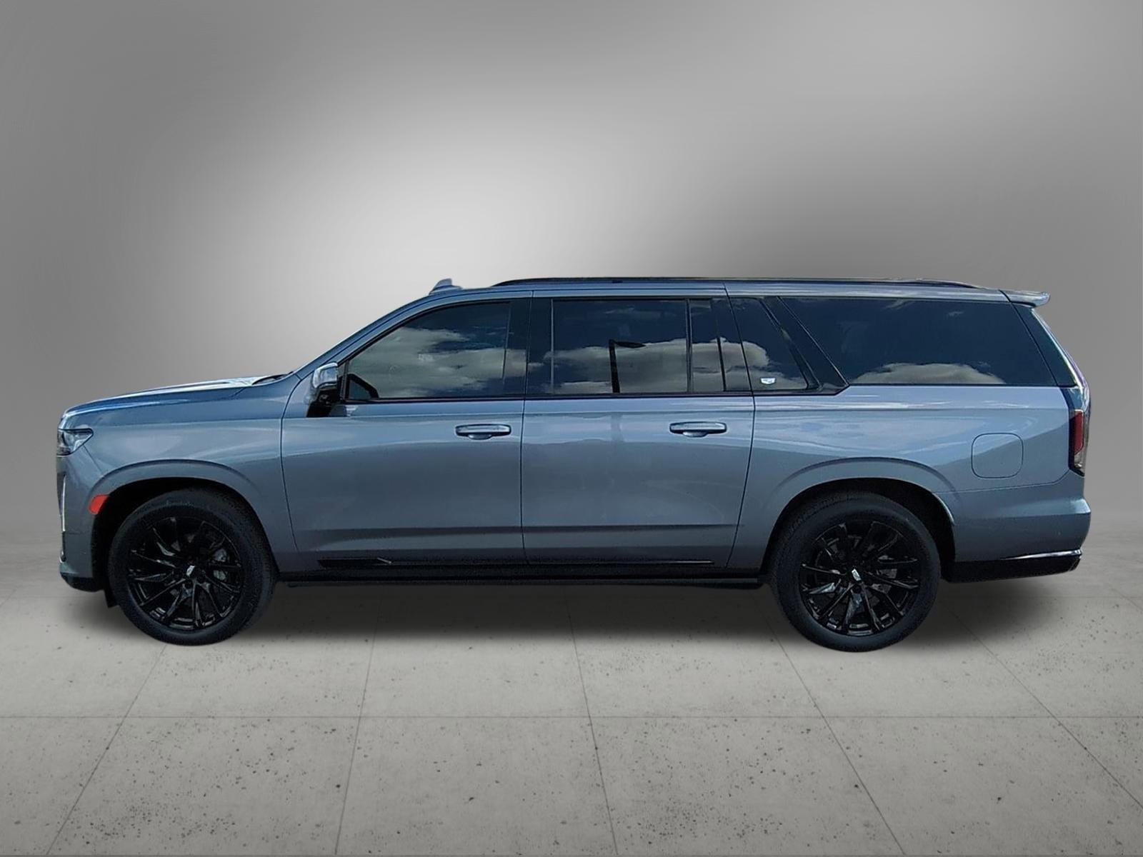 2022 Cadillac Escalade ESV Sport photo 3