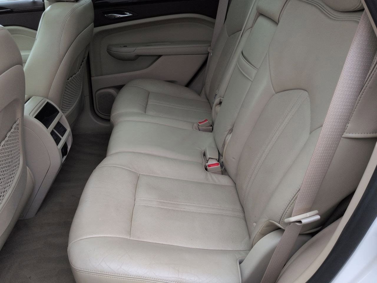 Thumbnail: 2011 Cadillac SRX - 18