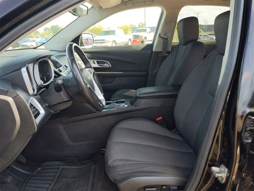 2016 Chevrolet Equinox LT 14