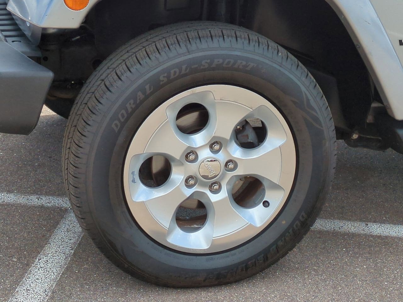 Thumbnail: 2014 Jeep Wrangler - 13