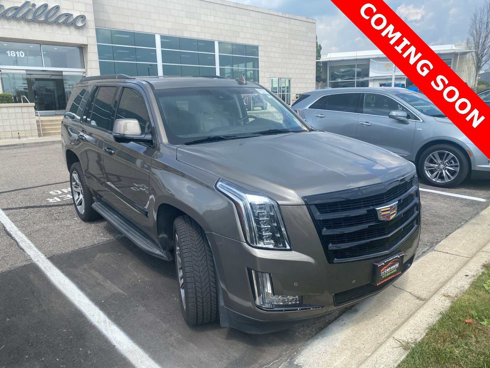 Thumbnail: 2015 Cadillac Escalade - 3