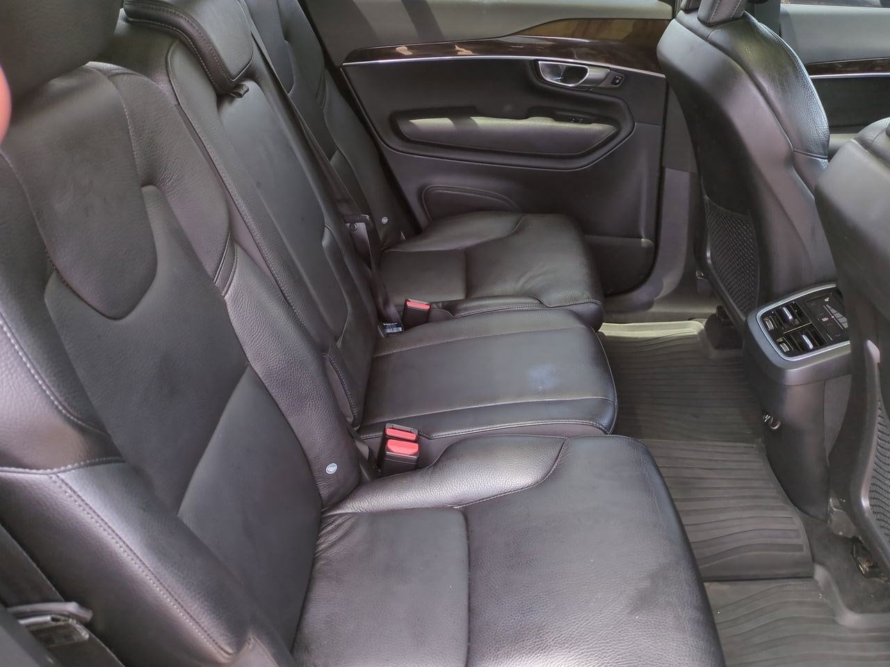 Thumbnail: 2019 Volvo XC90 - 20