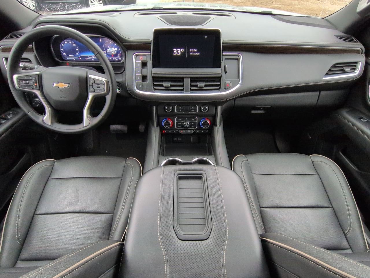 Thumbnail: 2023 Chevrolet Suburban - 15