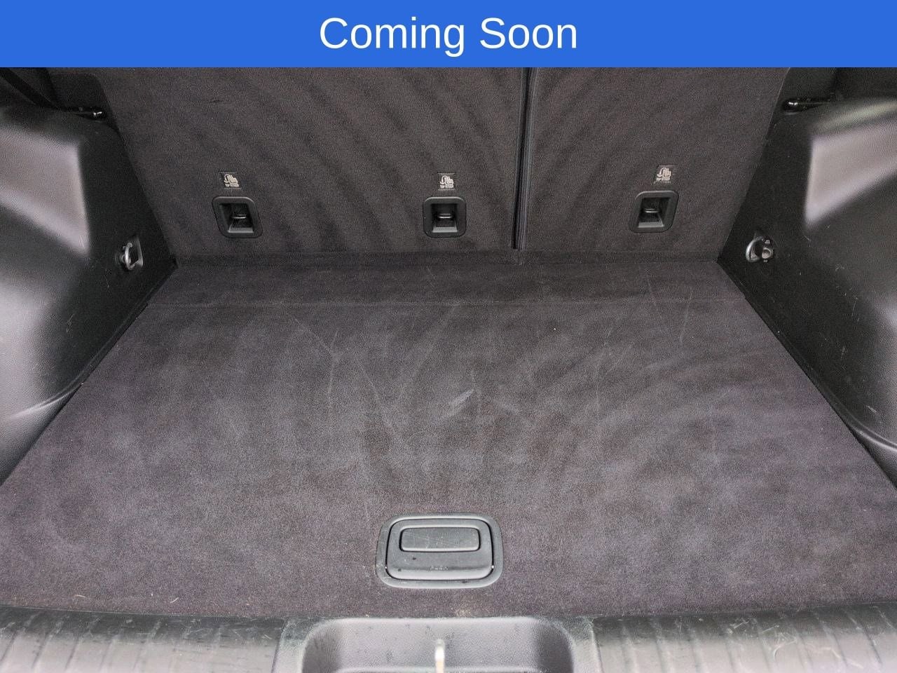 Thumbnail: 2019 Jeep Cherokee - 32