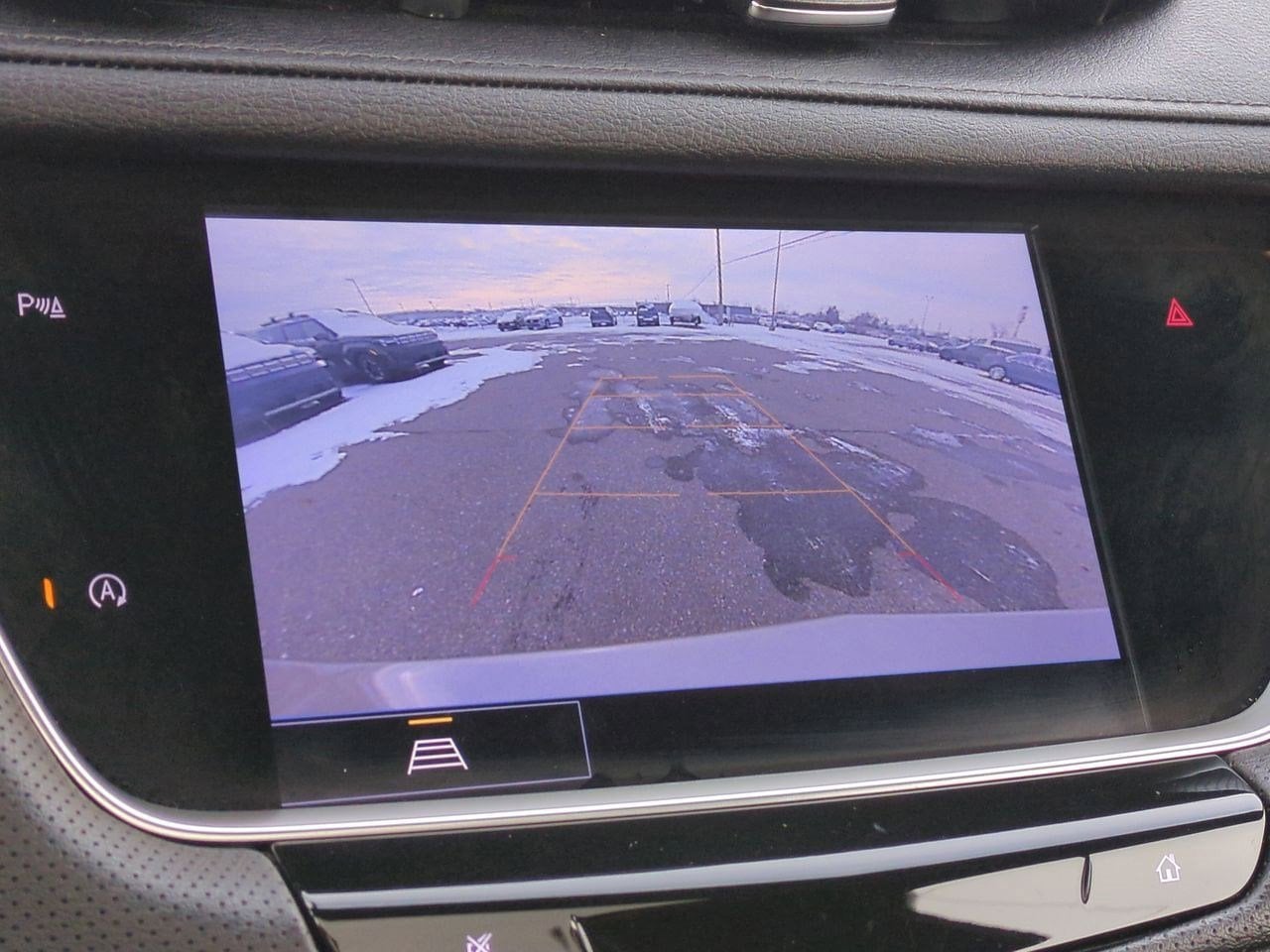 Thumbnail: 2023 Cadillac XT5 - 30