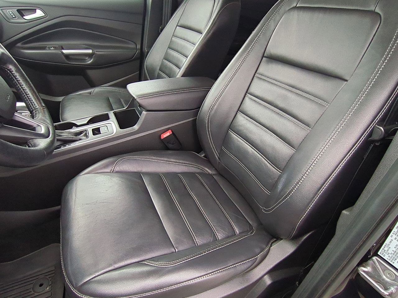 Thumbnail: 2019 Ford Escape - 15