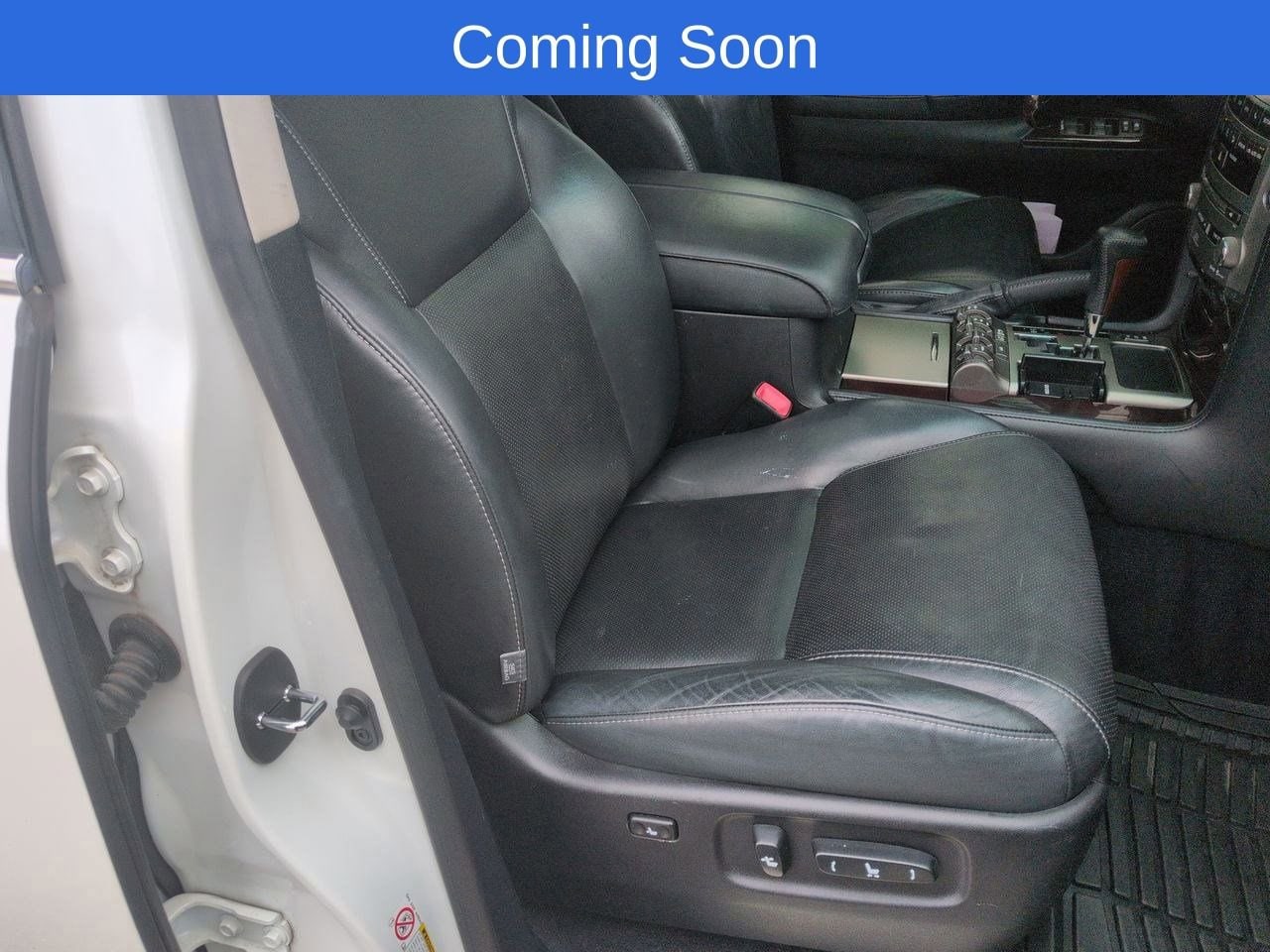 Thumbnail: 2013 Lexus LX - 24