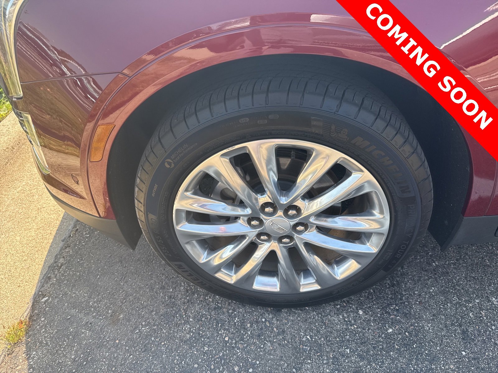 2017 Cadillac XT5 Platinum photo 2