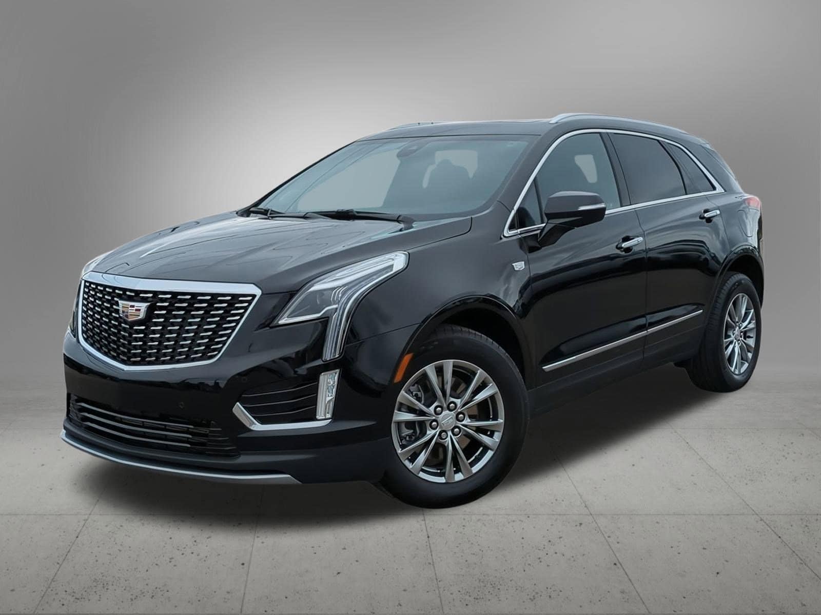 Thumbnail: 2023 Cadillac XT5 - 1