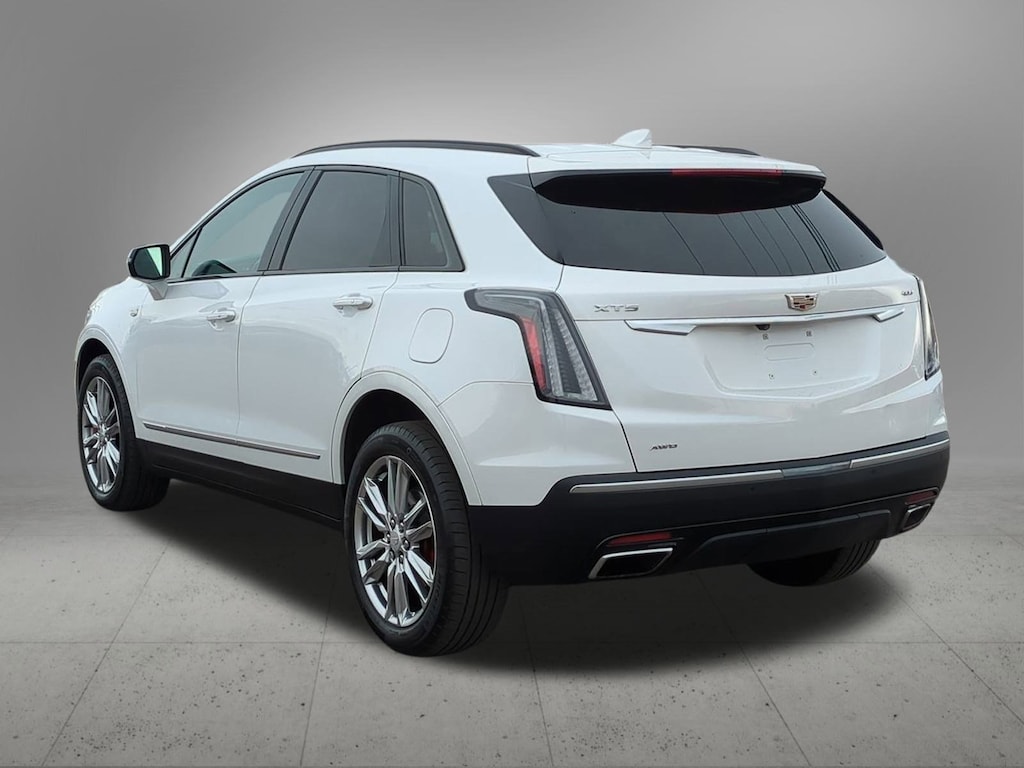 Used 2023 CADILLAC XT5 Sport SUV